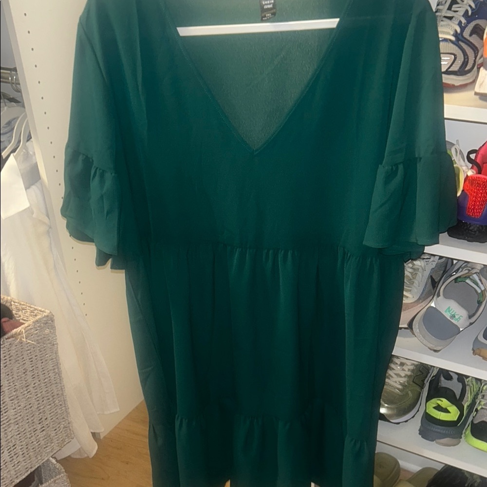 SHEIN Green Midi Dress Elegant and Stylish
